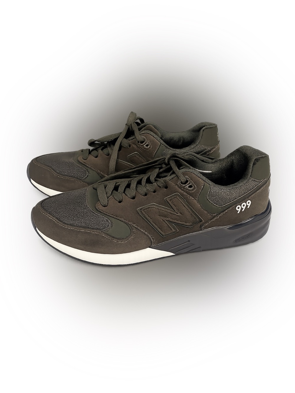New Balance 999 Olive Green Sneakers – Women’s US 8